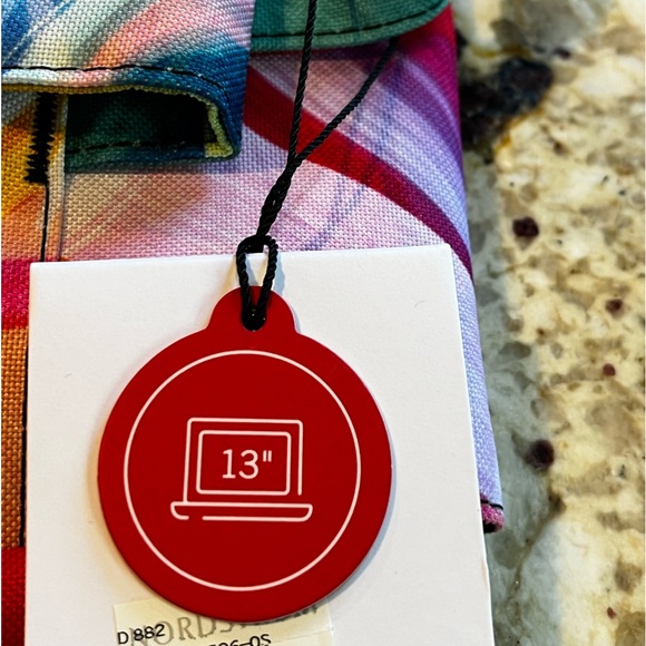 NEW Herschel Supply
Retreat 15L Small Backpack Paint Pour Multi-Holds 13” Laptop - Picture 7 of 12